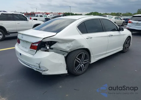 2017 Honda Accord Sport z USA, uszkodzony, nr VIN 1HGCR2F66HA071950
